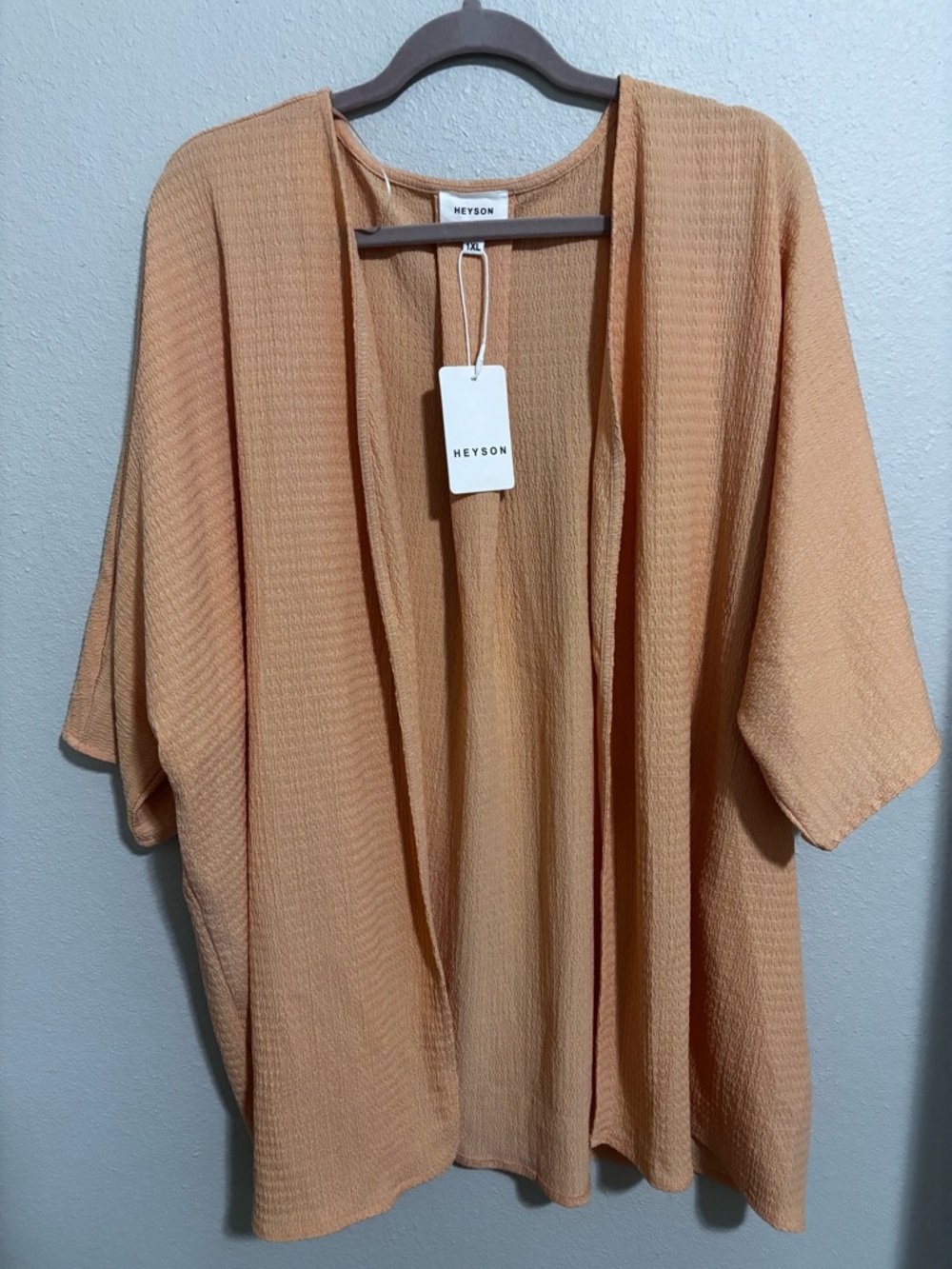 Heyson  NWT women’s woven textured kimono in light coral